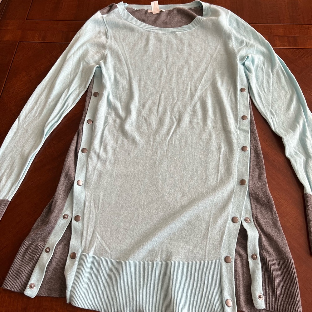 Caslon sweater, size X/S multi color, new no tags.